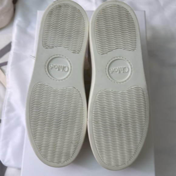 White Casual Sneakers - Picture 4 of 4